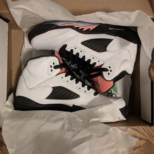 Air Jordan Retro Sunblush 5s